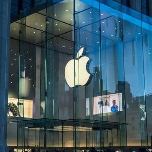 Apple Talks to OpenAI
